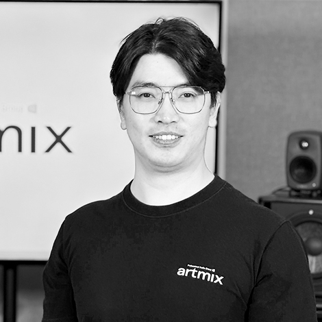 KYEONG HWAN MIN
