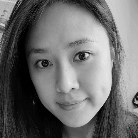 YUN MI LEE